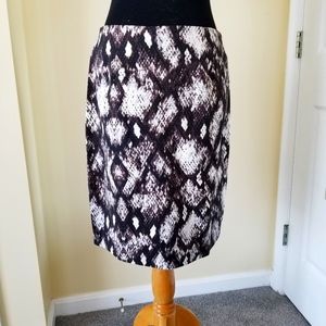 Women's reptile print skirt size10
